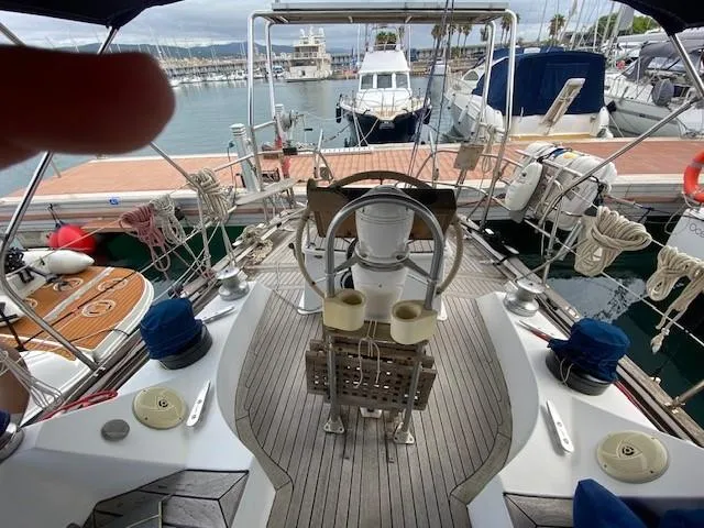 Dufour 12ct 1980