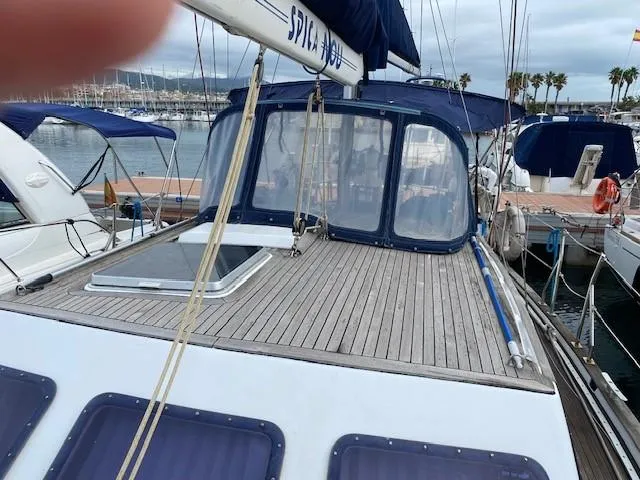 Dufour 12ct 1980