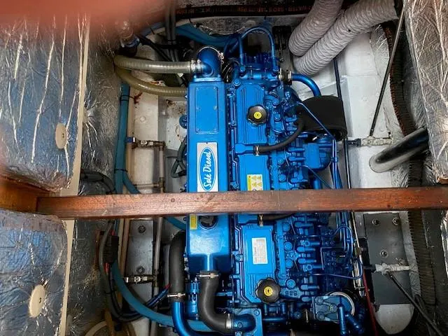 Dufour 12ct 1980