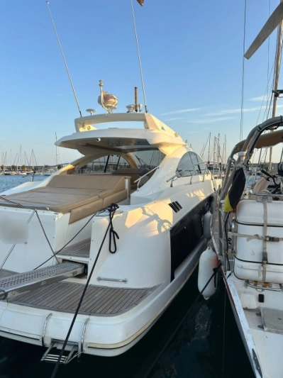 Foto del barco Astondoa 43 2006