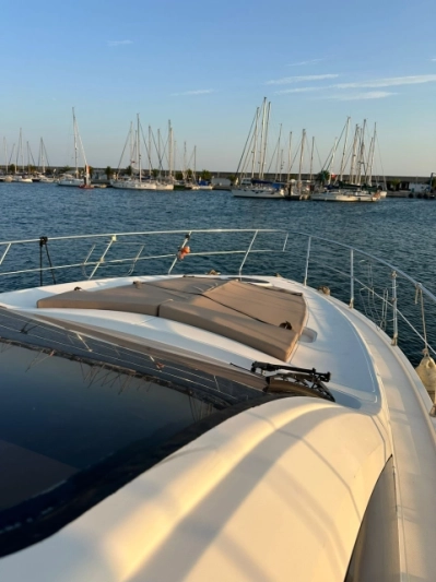 Foto del barco Astondoa 43 2006