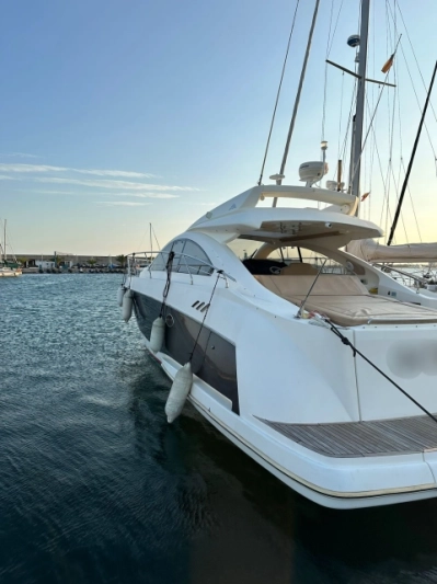 Foto del barco Astondoa 43 2006