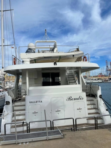 Cheoy Lee Bravo Bendis 2008