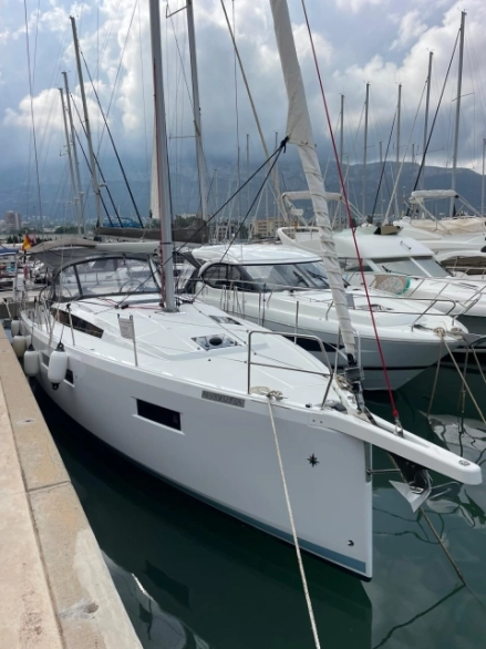 Jeanneau Sun Odyssey 410 2024