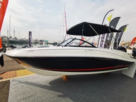 Bayliner VR5 BOWRIDER 2025