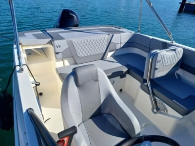 Foto del barco Bayliner VR5 BOWRIDER 2025