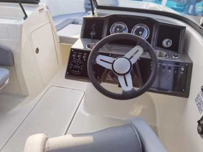 Foto del barco Bayliner VR5 BOWRIDER 2025