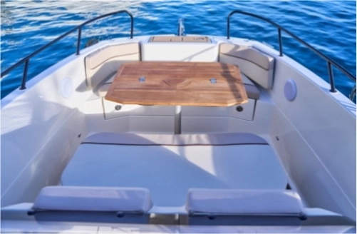 Quicksilver ACTIV 805 OPEN 2025