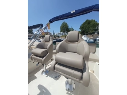 Quicksilver ACTIV 605 SUNDECK 2016