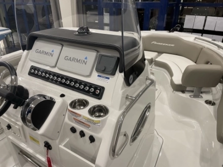 Crownline Finseeker 200 CC 2023