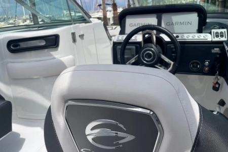 Foto del barco Crownline 260 SS 2024