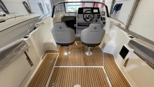 Foto del barco Jeanneau Cap Camarat 7.5 WA S3 2025