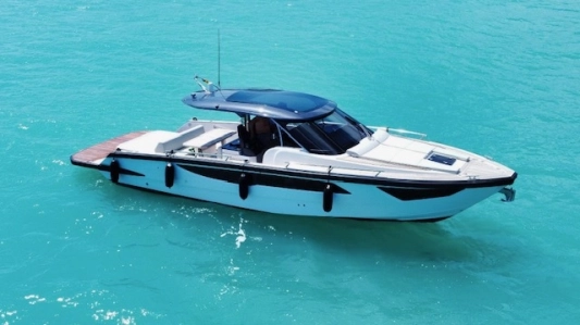 Foto del barco Focus Forza 37 2023