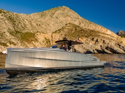 Foto del barco Solaris Power 40 Open 2023