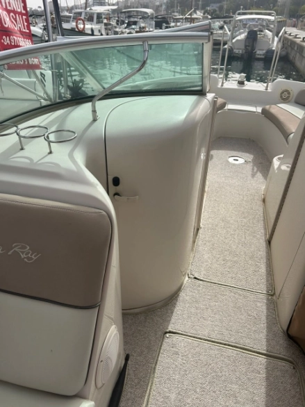 Sea Ray 240 Sundeck 2001