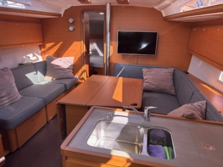 Dufour 390 2022