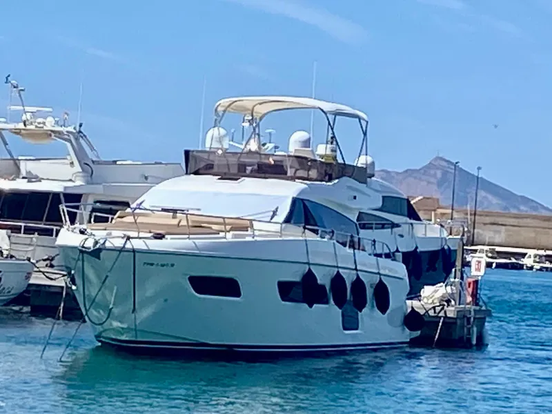 Ferretti Yachts 550 2018