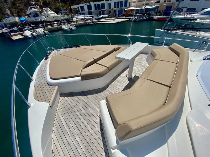 Ferretti Yachts 550 2018