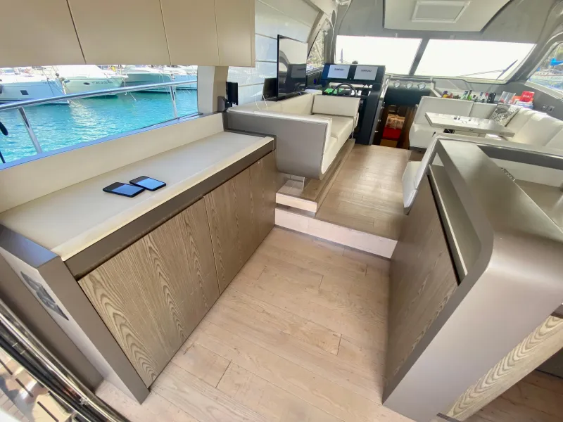 Ferretti Yachts 550 2018