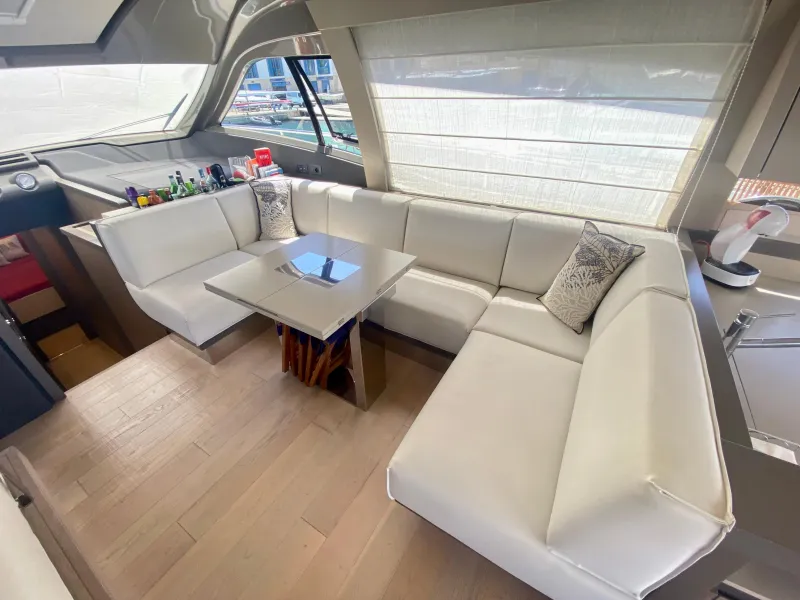 Ferretti Yachts 550 2018