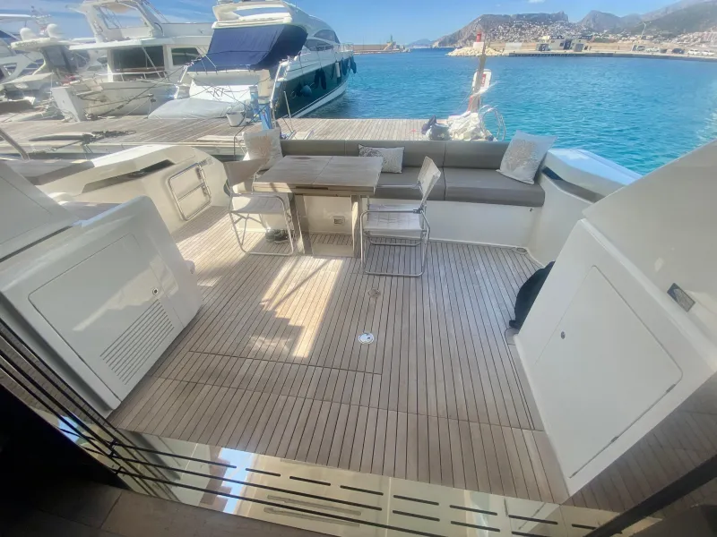 Ferretti Yachts 550 2018