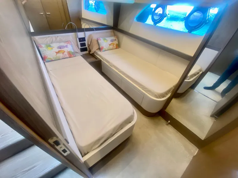 Ferretti Yachts 550 2018