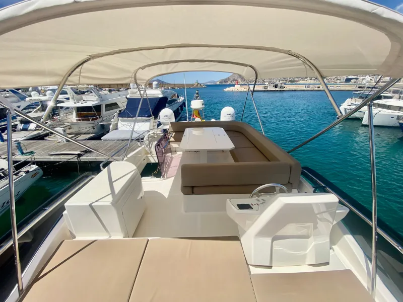 Ferretti Yachts 550 2018