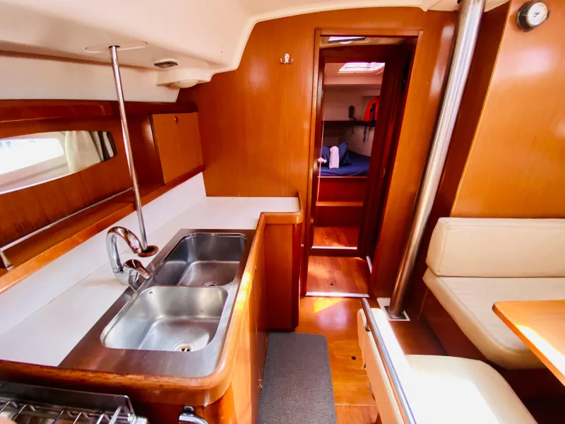 Beneteau Oceanis 43 2009