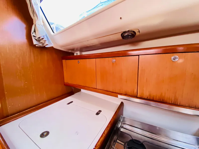 Beneteau Oceanis 43 2009