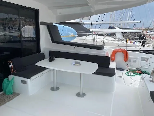 Lagoon 42 2023