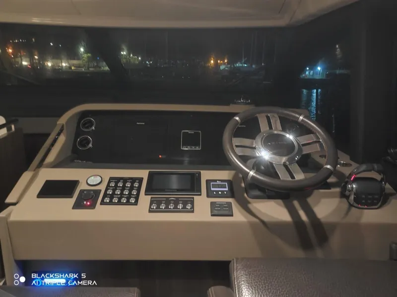 Azimut 50 fly 2019