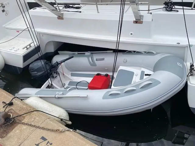Fountaine Pajot Astrea 42 2019