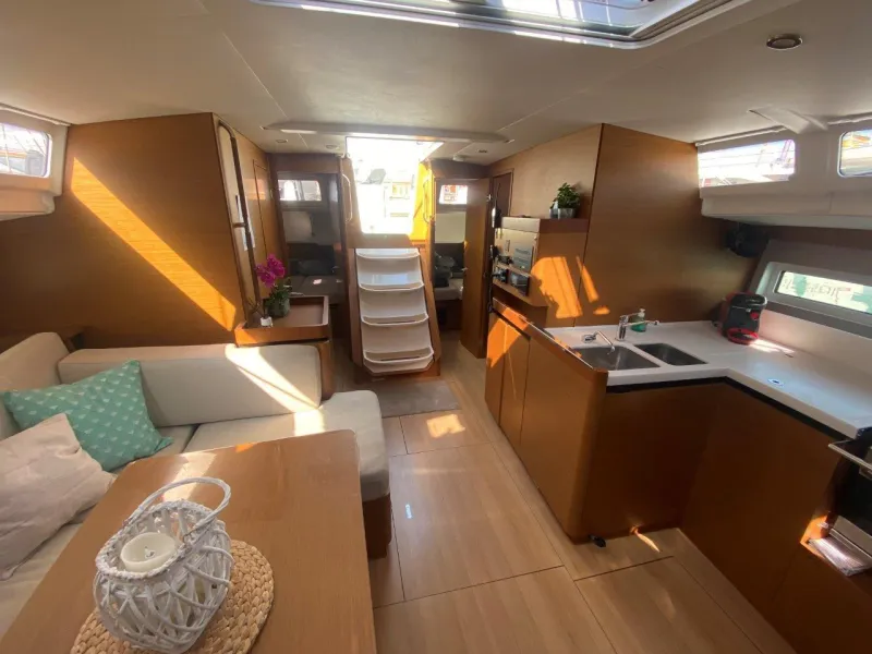 Jeanneau Sun Odyssey 490 2021