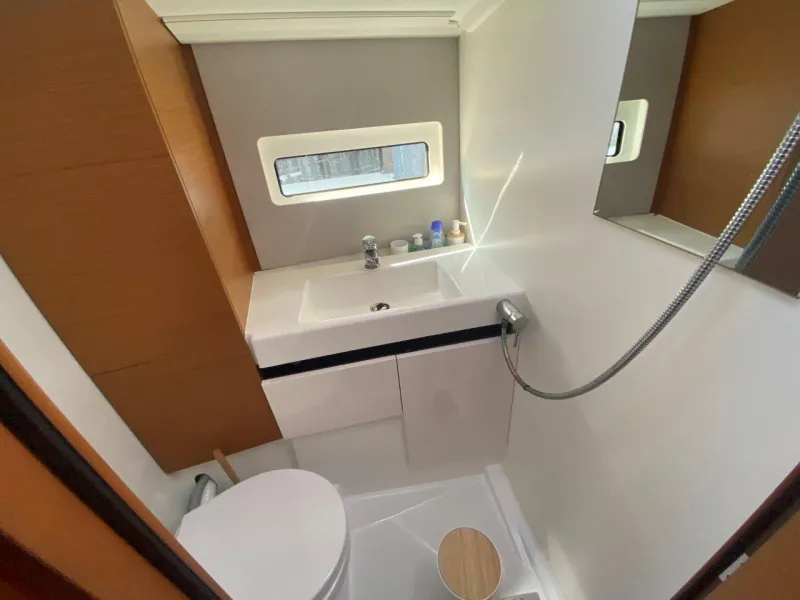 Jeanneau Sun Odyssey 490 2021