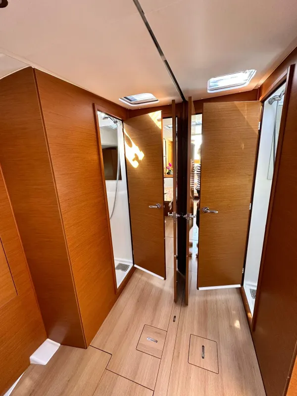 Jeanneau Sun Odyssey 490 2021