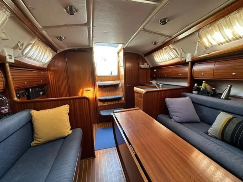 Bavaria 32 2003