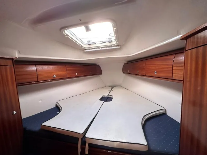 Bavaria 32 2003