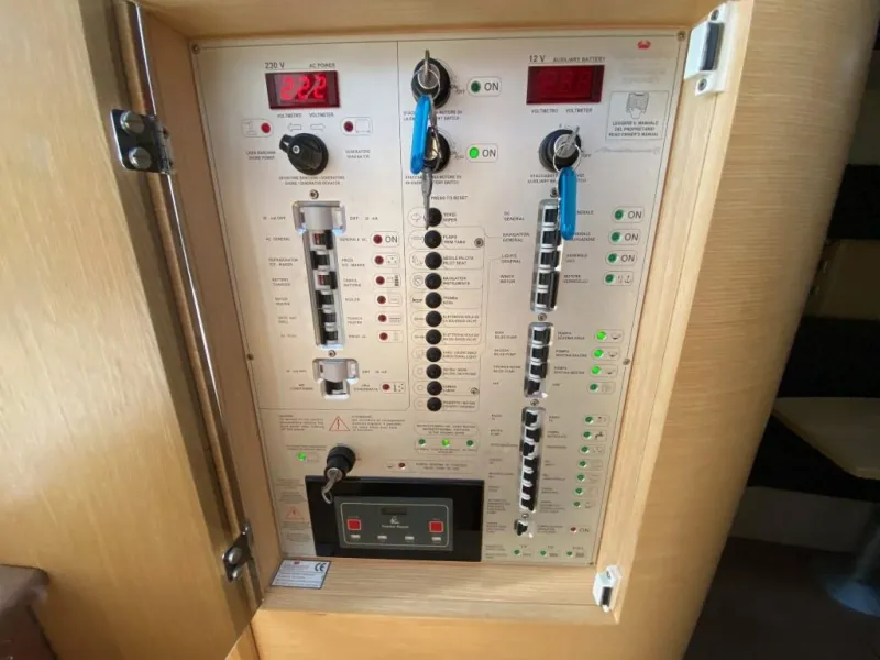 Cranchi Mediterranee 43 HT 2008