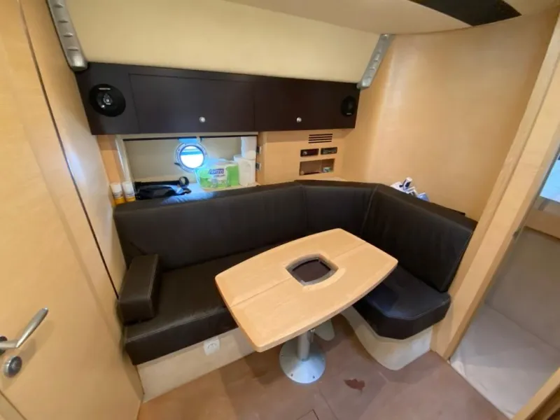 Cranchi Mediterranee 43 HT 2008