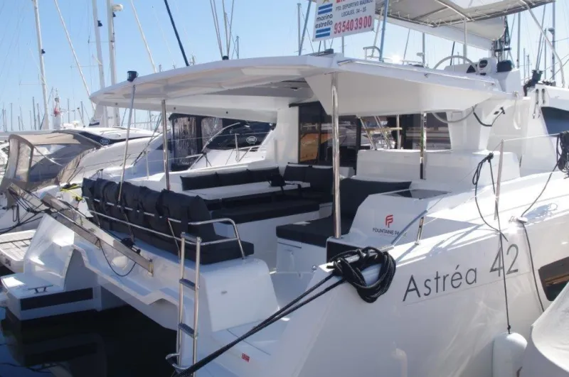 Fountaine Pajot 42 Astrea 2025