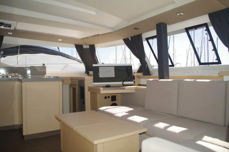 Fountaine Pajot 42 Astrea 2025