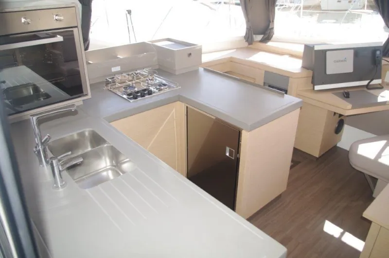 Fountaine Pajot 42 Astrea 2025