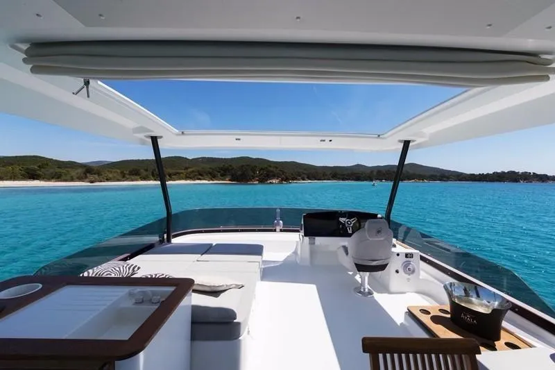 Fountaine Pajot MY 6 2025