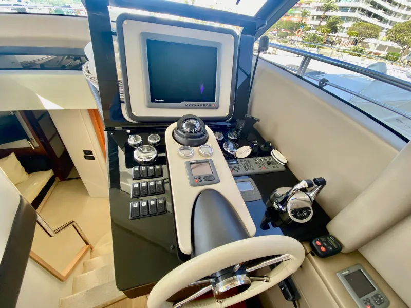Azimut Magellano 50 2011