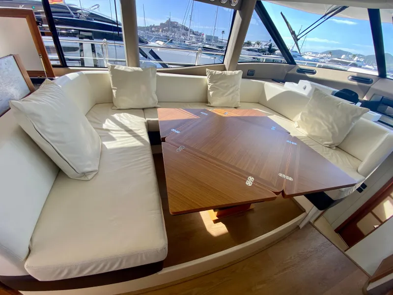 Azimut Magellano 50 2011