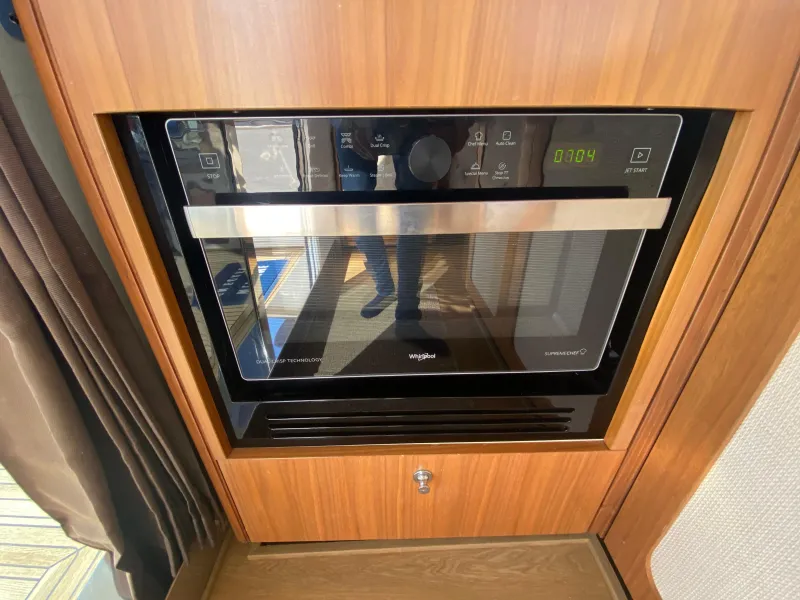 Azimut Magellano 50 2011