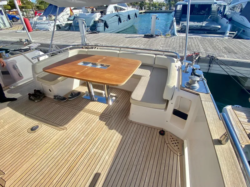 Azimut Magellano 50 2011