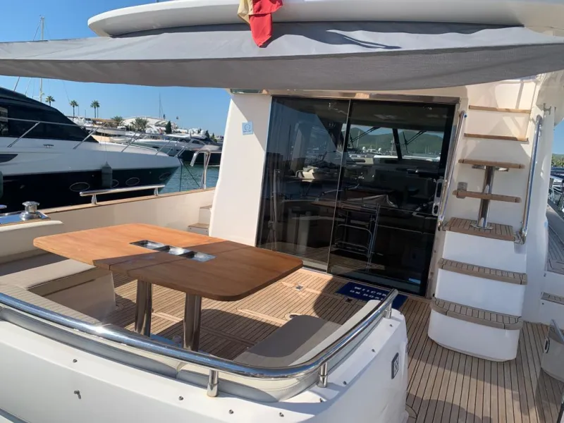 Azimut Magellano 50 2011