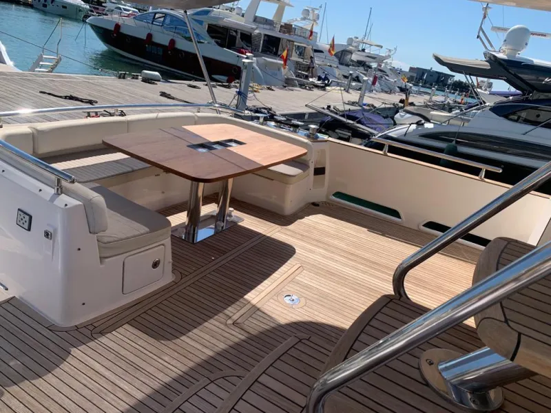 Azimut Magellano 50 2011