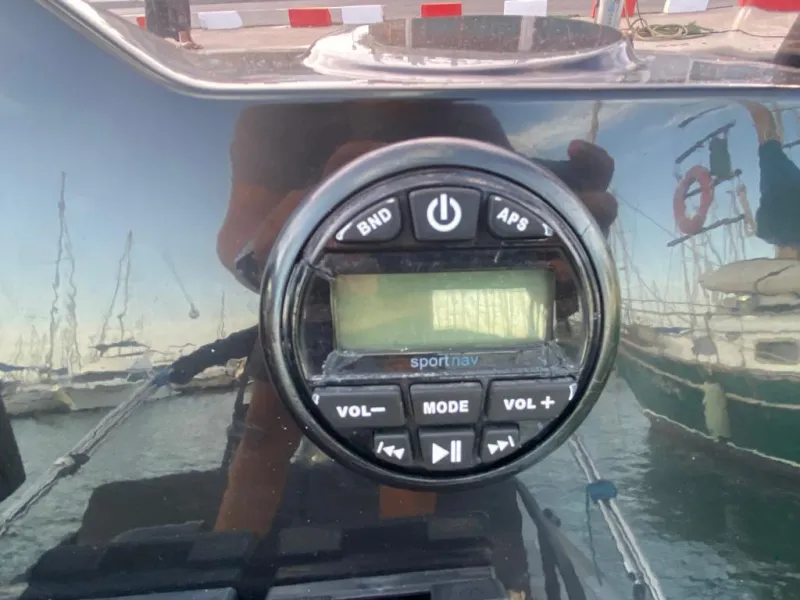 Brig Navigator 610 2010